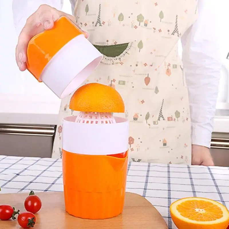 Ręczna, przenośna wyciskarka do cytrusów 300ml