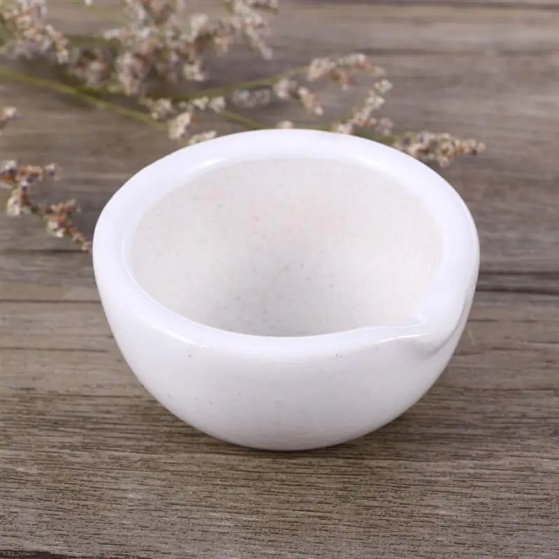 Porcelanowy moździerz  do przypraw  6CM