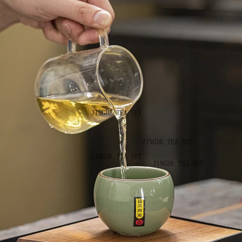 Zestaw 5 Ceramicznych Czarek Ru Kiln – Kung Fu Tea Cups z Pudełkiem Prezentowym