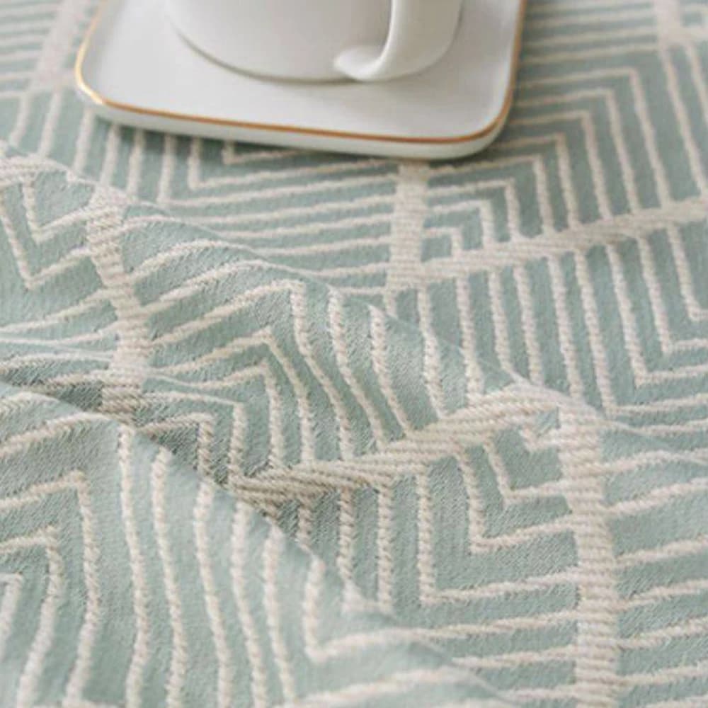 Obrus geometryczny nordic – zielony obrus na stół odporny na wodę i zabrudzenia