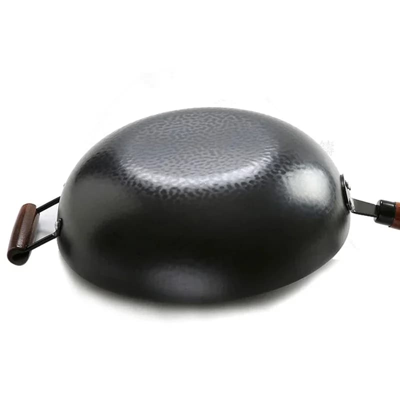 Tradycyjny Wok z Kutego Żelaza – Ręcznie Wykańczana Patelnia do Kuchni Azjatyckiej